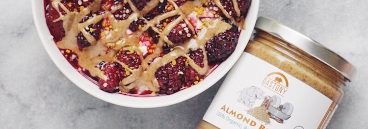 Heart Warming Blackberries and Cream Oatmeal